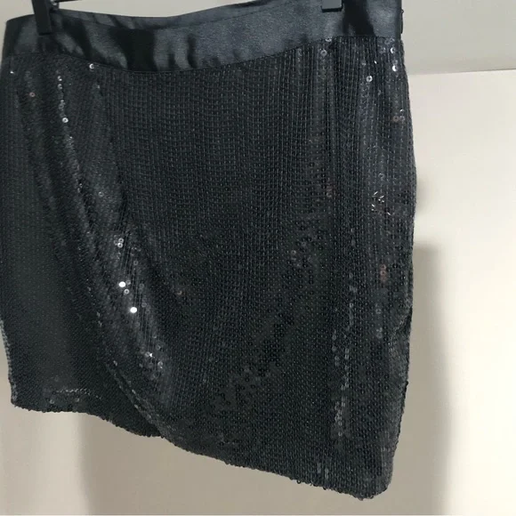 Gudi Faux Wrap Black Sequin Skirt - Picture 4 of 16